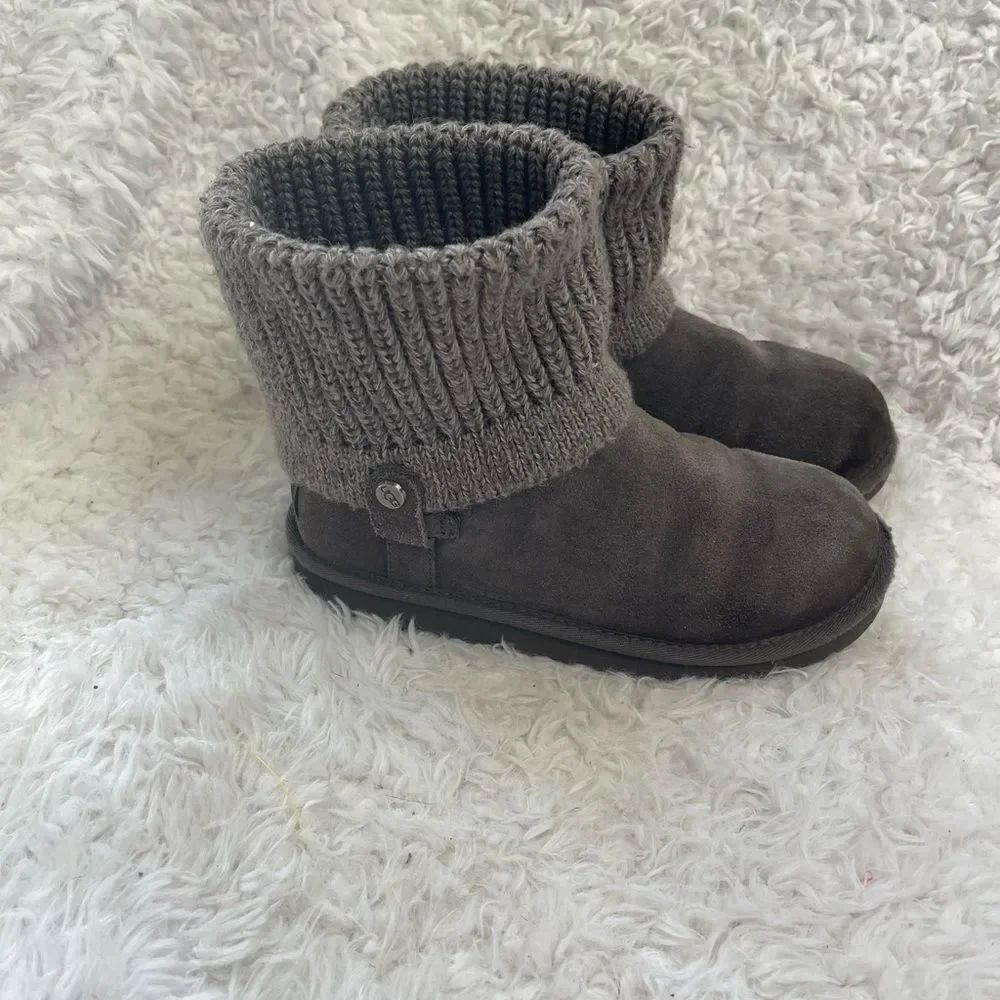 UGG SAELA RIB KNIT kids Convertible Boots SUEDE GREY US 3